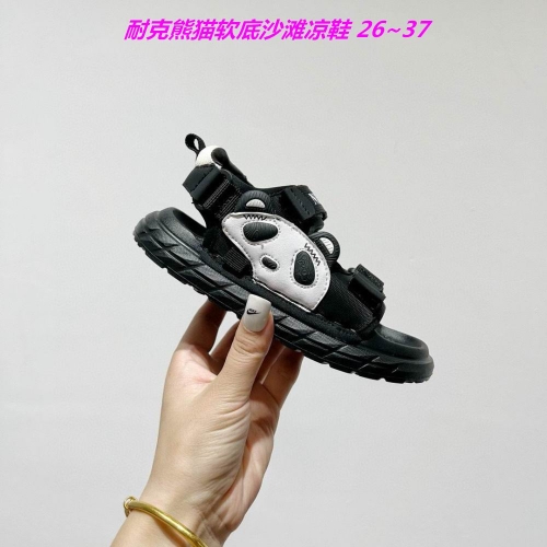 NIKE Kids Sandals 6011 Child