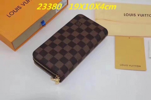 AAA--L...V... Wallets 1012