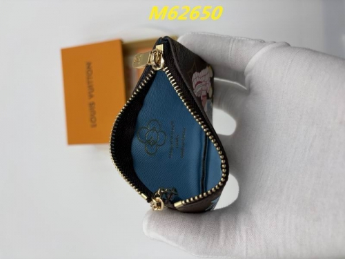 AAA--L...V... Wallets 4948