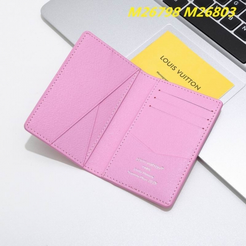 AAA--L...V... Wallets 5065
