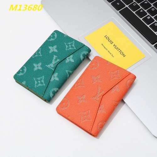 AAA--L...V... Wallets 5044