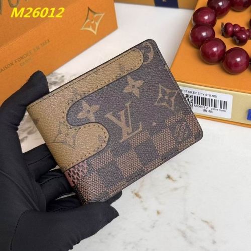 AAA--L...V... Wallets 4974