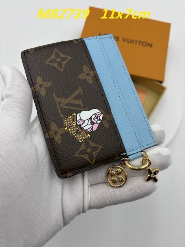 AAA--L...V... Wallets 5010