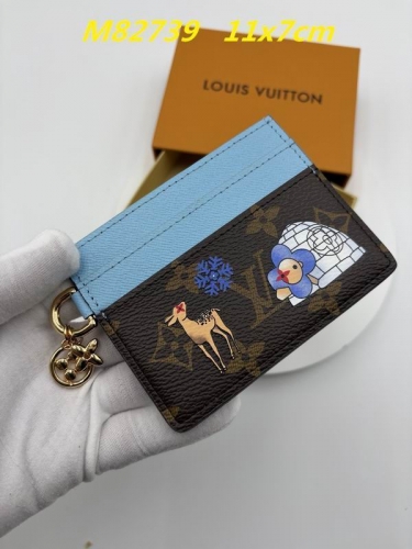 AAA--L...V... Wallets 5009