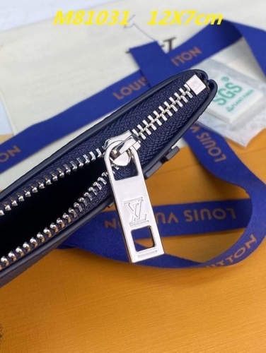 AAA--L...V... Wallets 1218