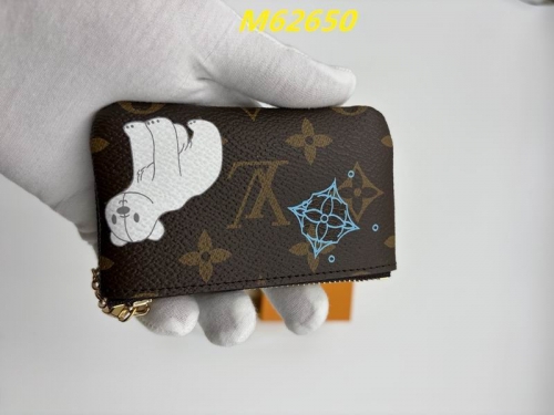 AAA--L...V... Wallets 4950