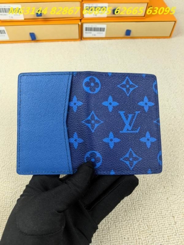 AAA--L...V... Wallets 5164