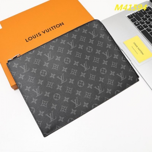 AAA--L...V... Wallets 4985