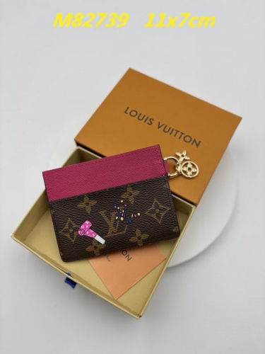 AAA--L...V... Wallets 5015