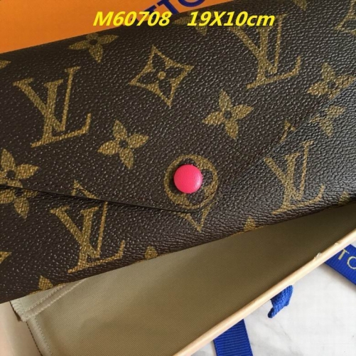AAA--L...V... Wallets 1075