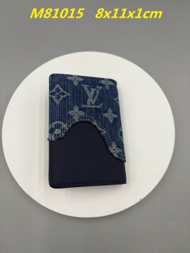 AAA--L...V... Wallets 4993
