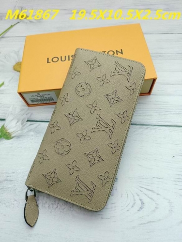 AAA--L...V... Wallets 1188