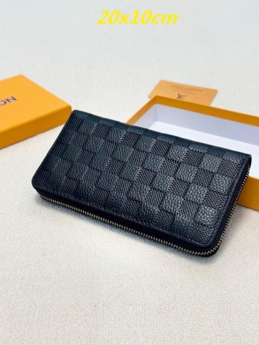 AAA--L...V... Wallets 4879