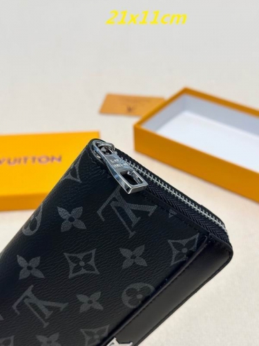 AAA--L...V... Wallets 4890