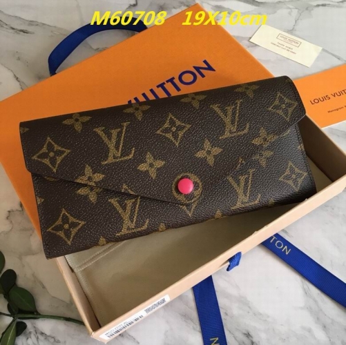 AAA--L...V... Wallets 1076