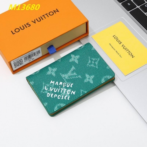 AAA--L...V... Wallets 5043
