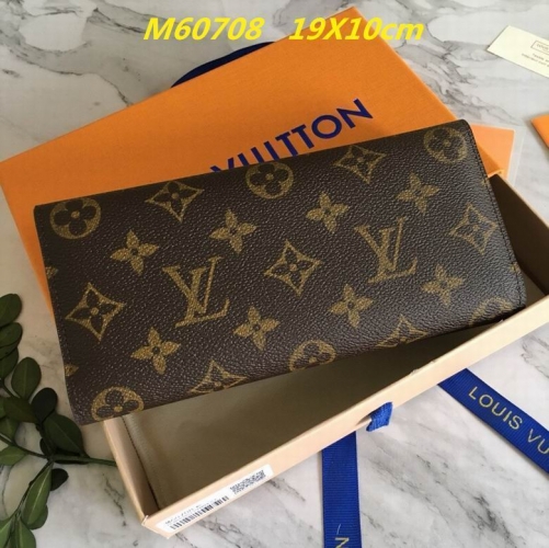 AAA--L...V... Wallets 1070