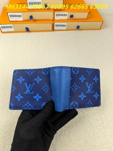 AAA--L...V... Wallets 5172