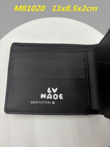 AAA--L...V... Wallets 4999