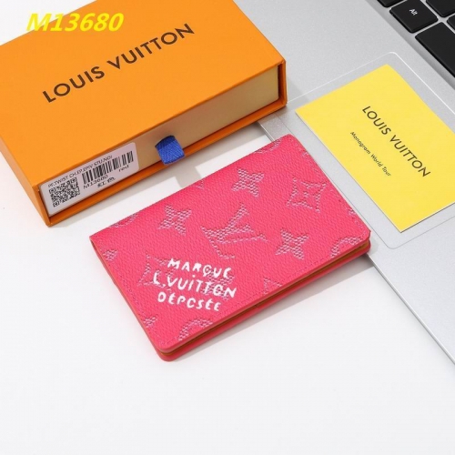 AAA--L...V... Wallets 5041