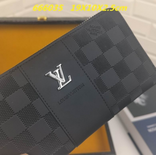 AAA--L...V... Wallets 1066