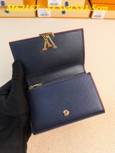 AAA--L...V... Wallets 5155