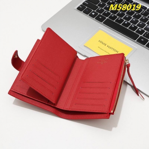 AAA--L...V... Wallets 4930