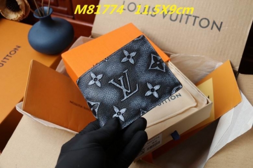 AAA--L...V... Wallets 1083
