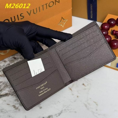 AAA--L...V... Wallets 4972