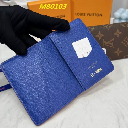 AAA--L...V... Wallets 4975