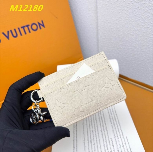 AAA--L...V... Wallets 4804