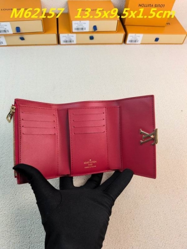 AAA--L...V... Wallets 5143