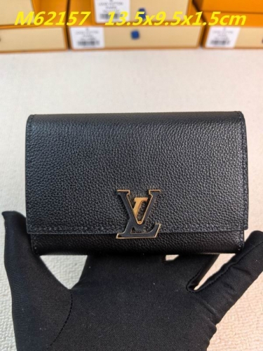 AAA--L...V... Wallets 5150