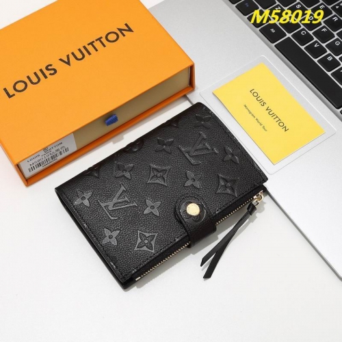 AAA--L...V... Wallets 4929