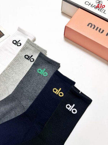 A...l...o... Socks 1146 Men/Women