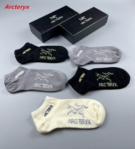 A.r.c.t.e.r.y.x. Socks 1103 Men/Women