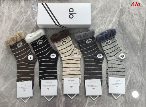 A...l...o... Socks 1229 Men/Women