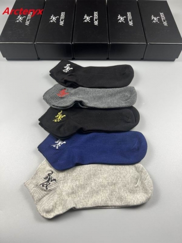 A.r.c.t.e.r.y.x. Socks 1084 Men/Women