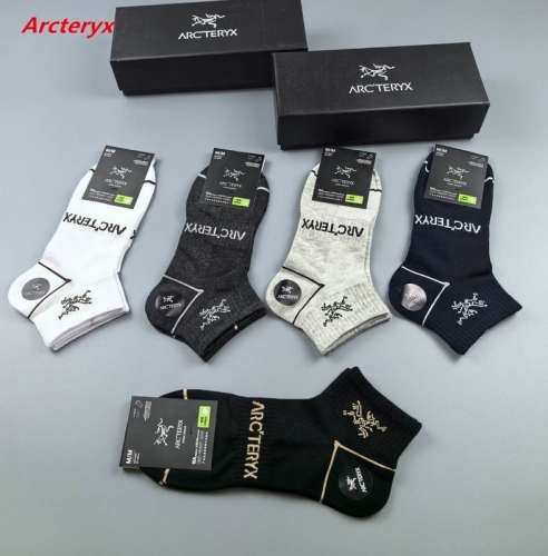 A.r.c.t.e.r.y.x. Socks 1110 Men/Women