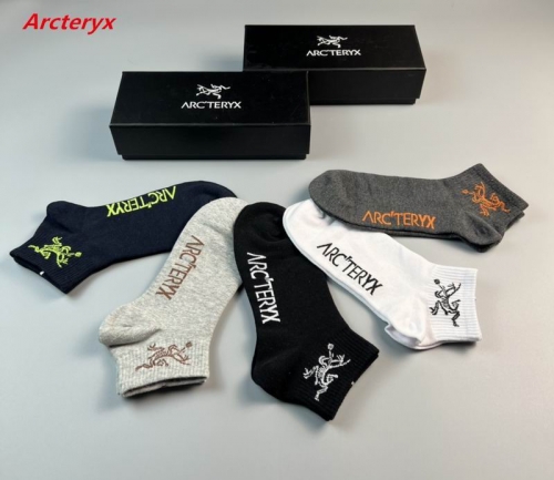A.r.c.t.e.r.y.x. Socks 1097 Men/Women