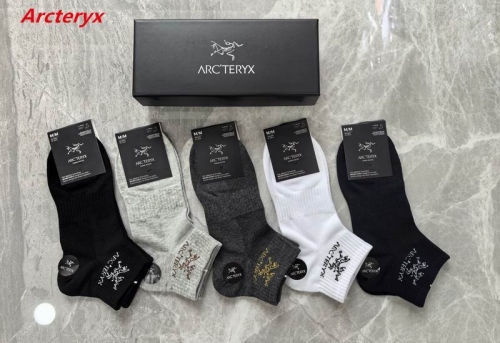 A.r.c.t.e.r.y.x. Socks 1124 Men/Women