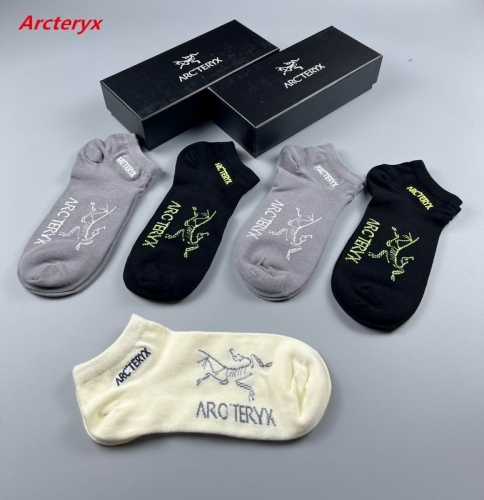 A.r.c.t.e.r.y.x. Socks 1102 Men/Women