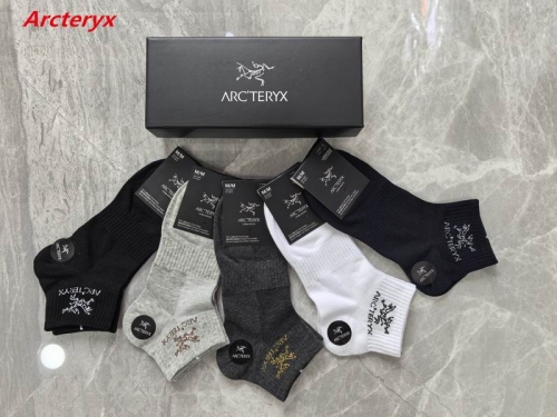 A.r.c.t.e.r.y.x. Socks 1126 Men/Women