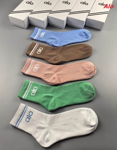 A...l...o... Socks 1321 Men/Women