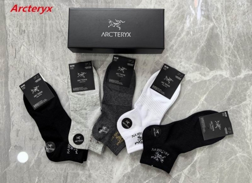 A.r.c.t.e.r.y.x. Socks 1125 Men/Women