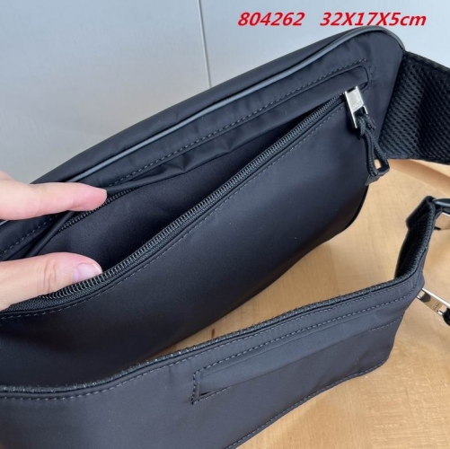 AAA -- G.u.c.c.i. Waistbag 10315