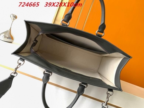 AAA -- G.u.c.c.i. Men's Handbag 10025