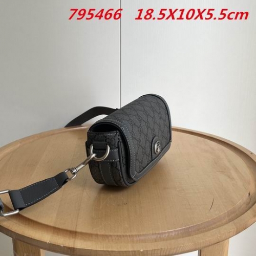 AAA -- G.u.c.c.i. Waistbag 10268