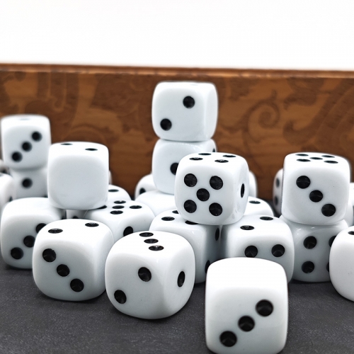 White Opaque Dot 16MM D6 Dice