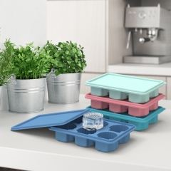 Silicone ice tray/baker mould/food freezer